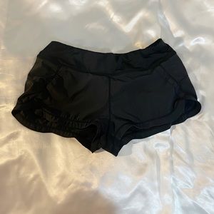 Athleta black low rise women’s athletic shorts